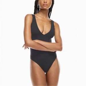 Aritzia Babaton V-Neck Bodysuit